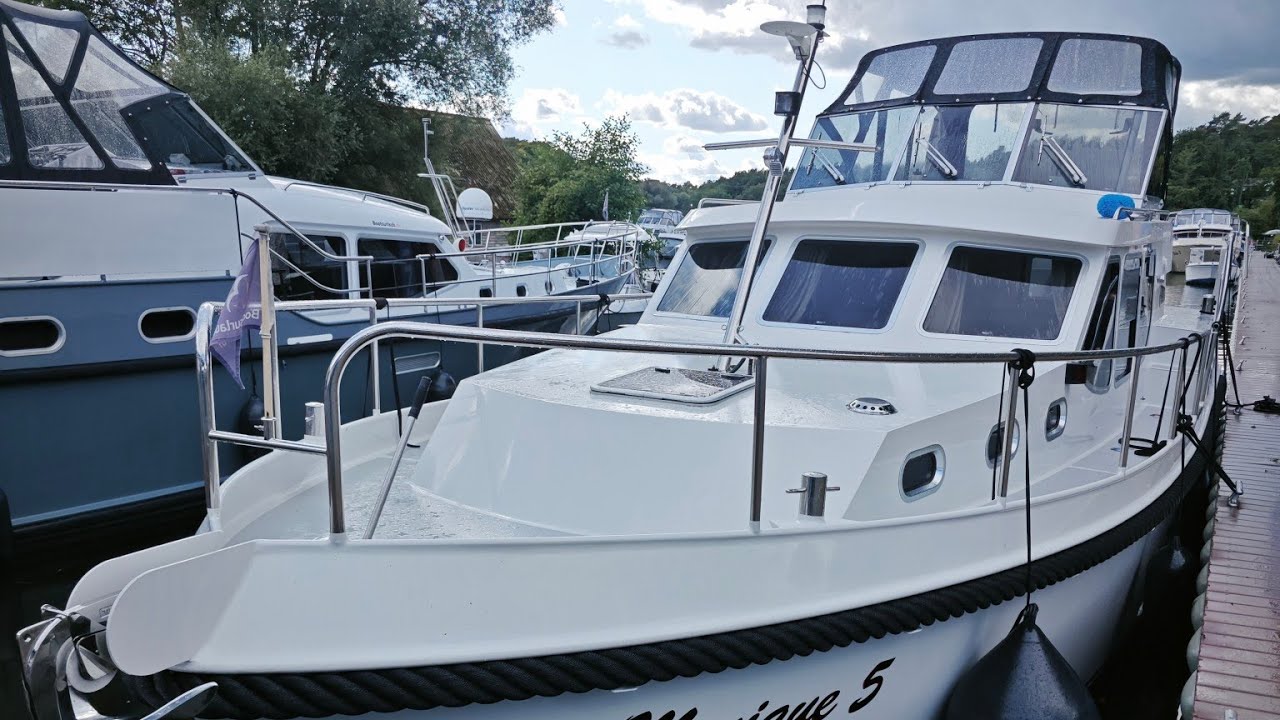 Hausboot mieten 2025: Live auf der Monique 5 beim Transfer nach Eldenburg — Thumbnail